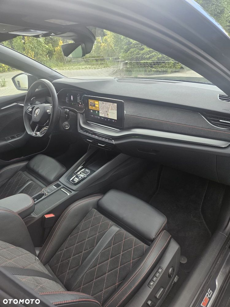 Skoda Octavia 2.0 TDI DSG 4x4 RS Plus - 23