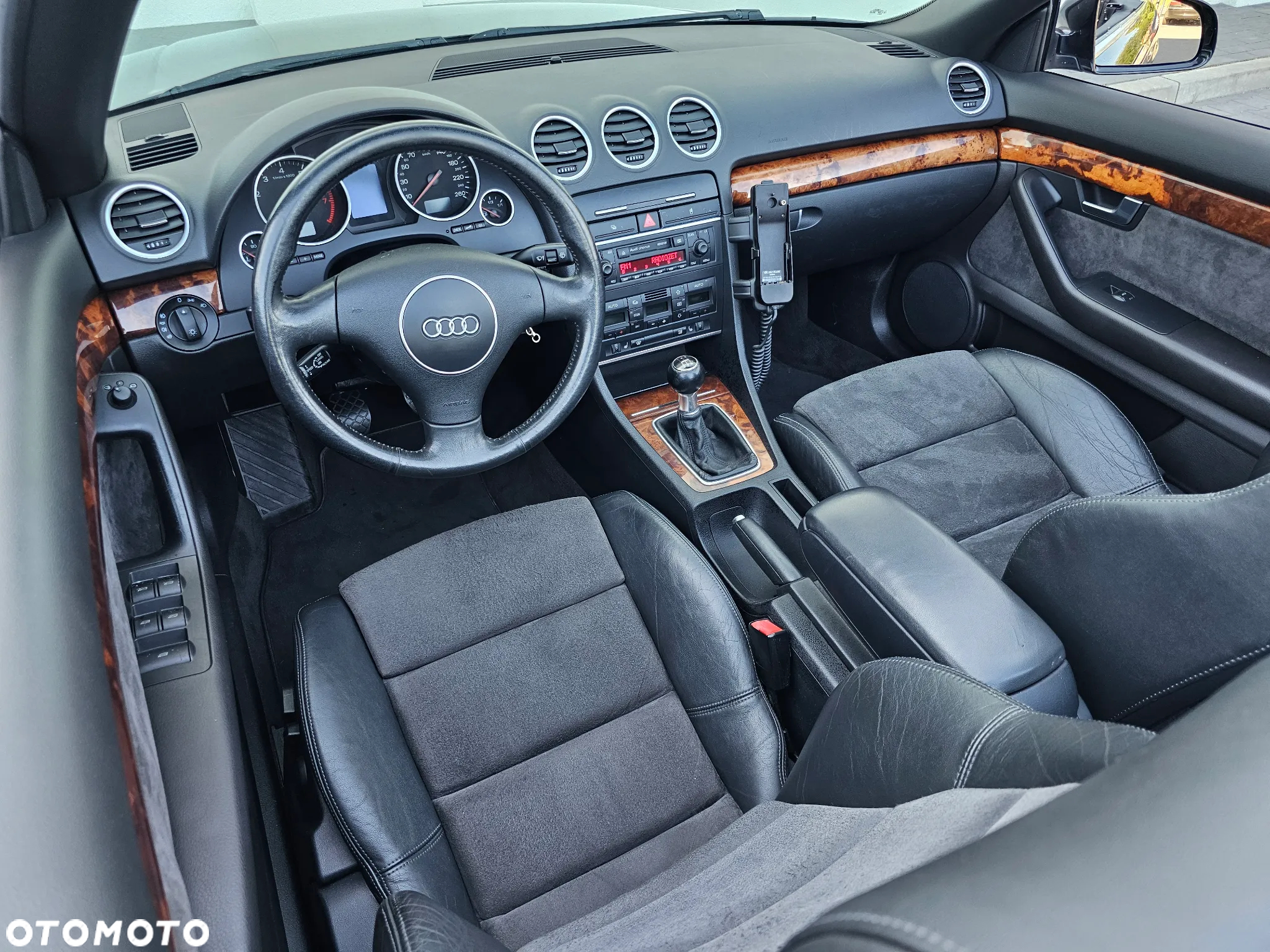 Audi A4 Cabriolet 2.4 - 17