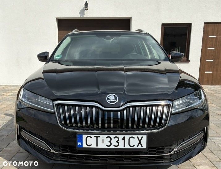 Skoda Superb 2.0 TSI L&K DSG - 33