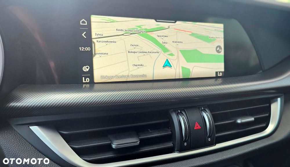 Alfa Romeo Stelvio 17-22 - 15