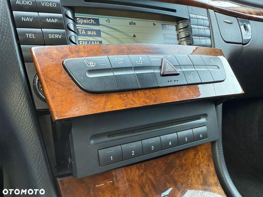 Mercedes-Benz Klasa E 200 CDI Automatik Elegance - 29