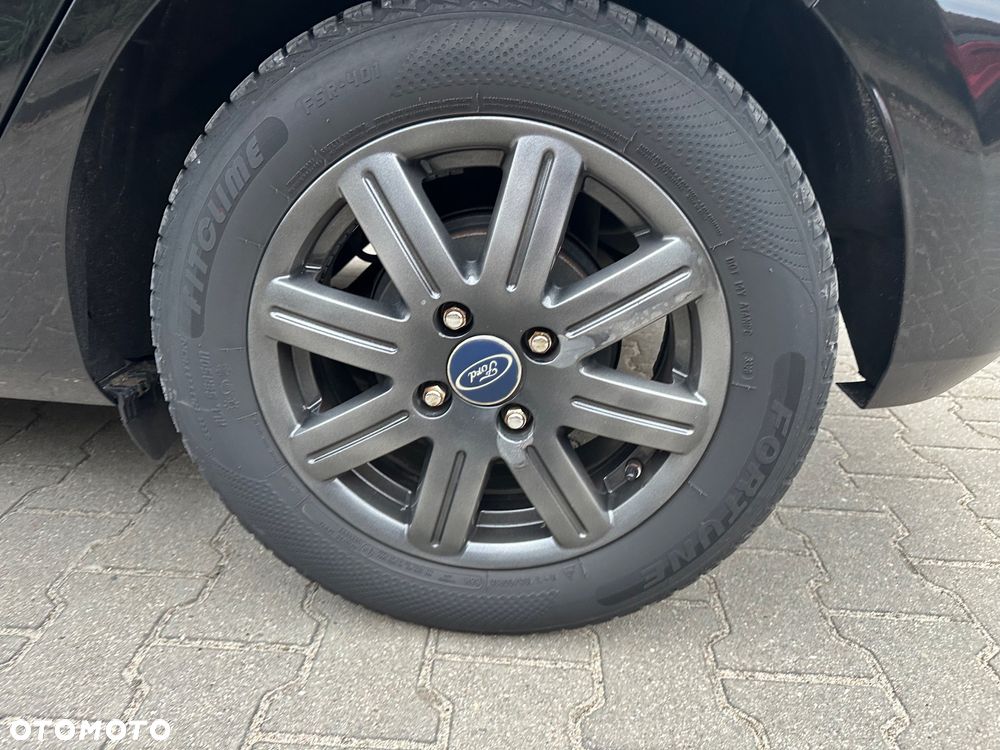 Ford Fiesta 1.1 S&S TITANIUM - 20