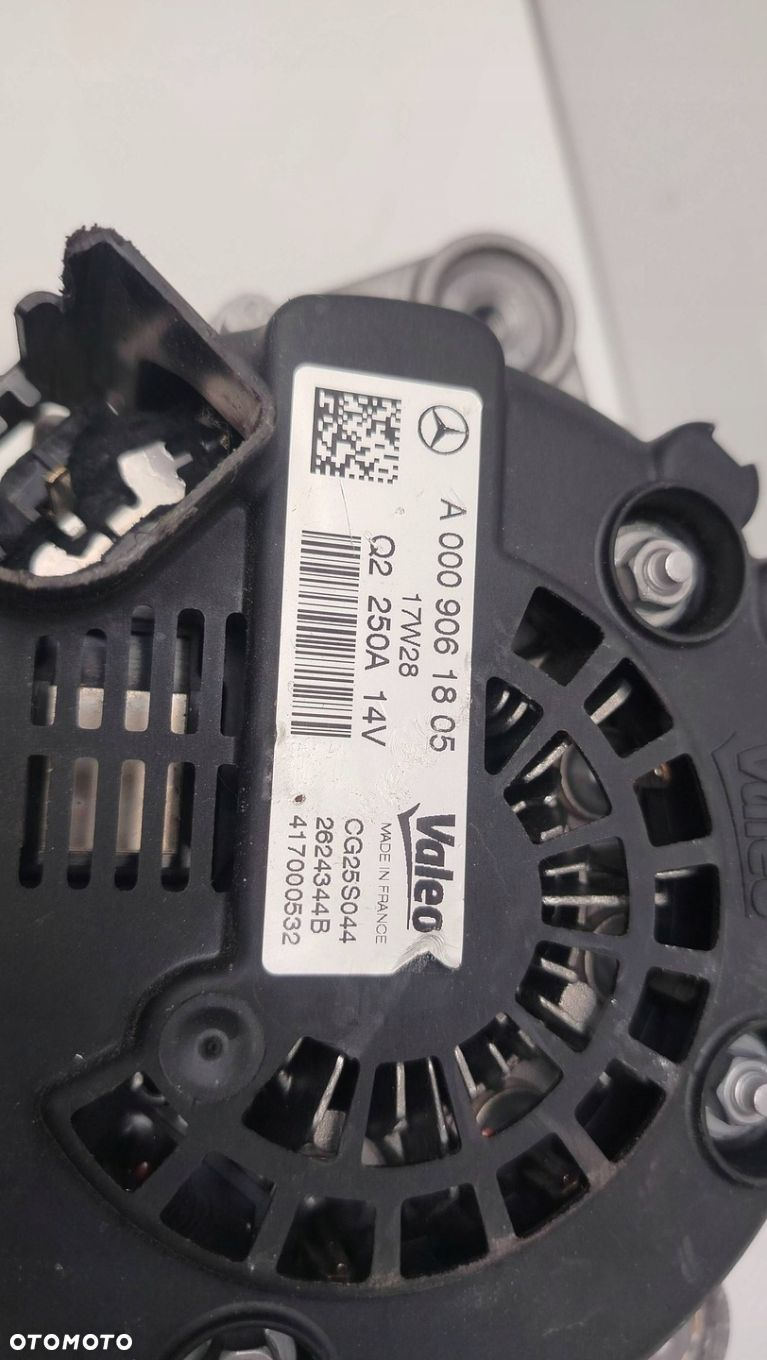 ASTON MARTIN DB11 4.0 16R- ALTERNATOR A0009061805 - 7