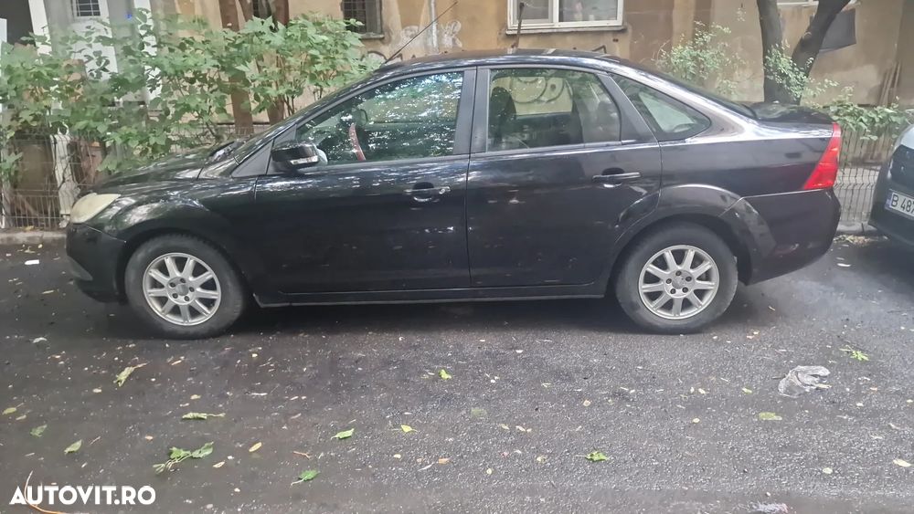 Ford Focus 1.6i Ambiente - 5