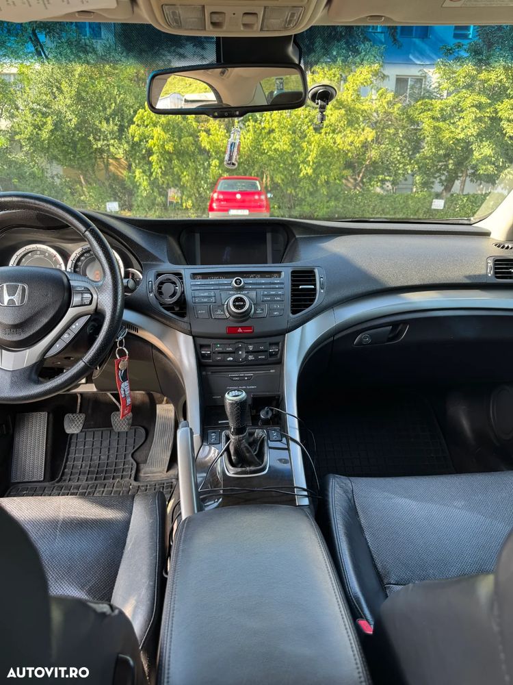 Honda Accord 2.0i Exec - 7