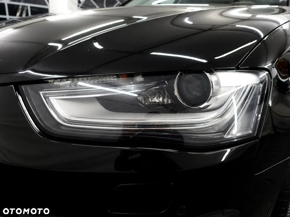 Audi A4 Avant 2.0 TDI Design S tronic - 29