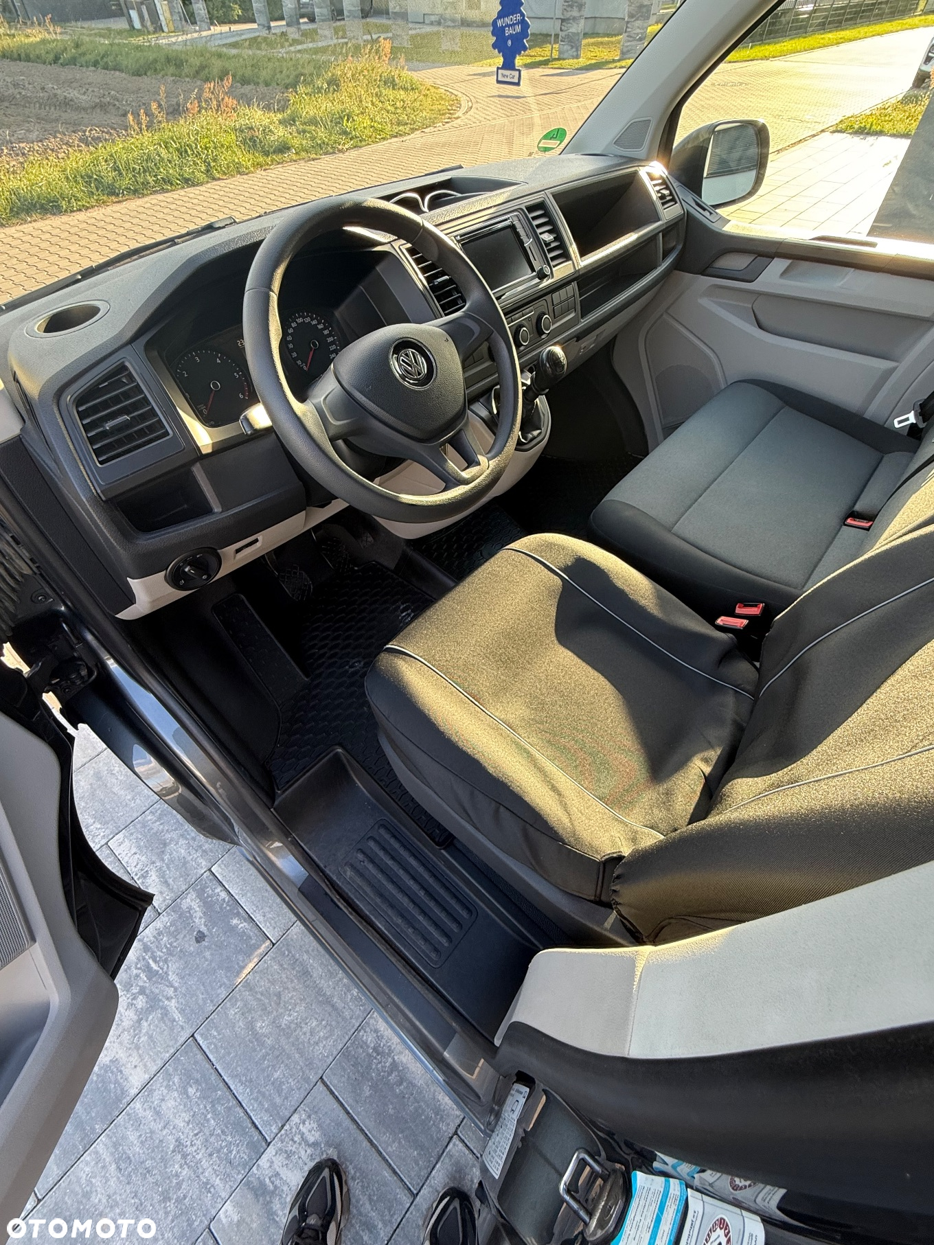 Volkswagen Transporter T6 TDI L1H1 - 13