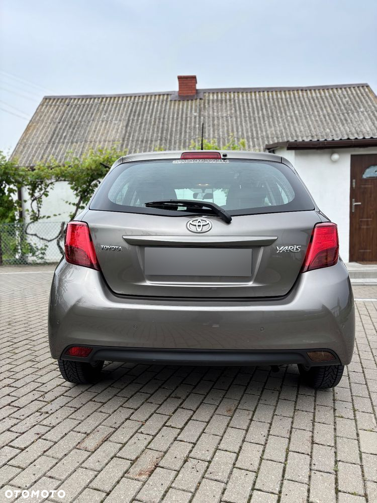 Toyota Yaris 1.0 Active EU6 - 3