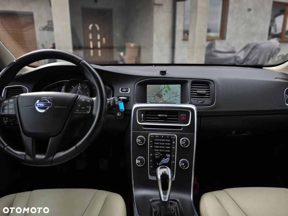 Volvo V60 - 20