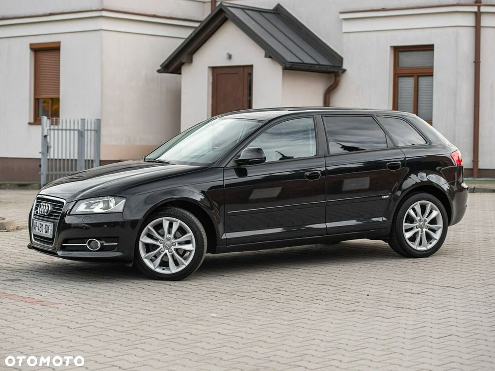 Audi A3 Sportback 2.0 TDI DPF S line Sportpaket (plus) - 11