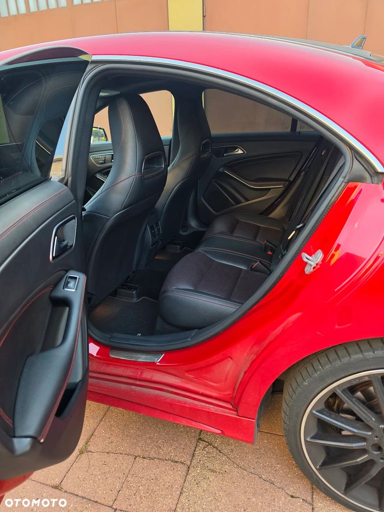 Mercedes-Benz CLA - 8