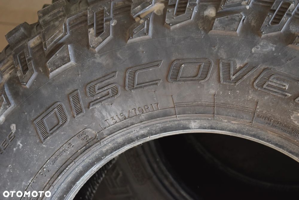 315/70 R17 Cooper Discoverer Cena za komplet - 7