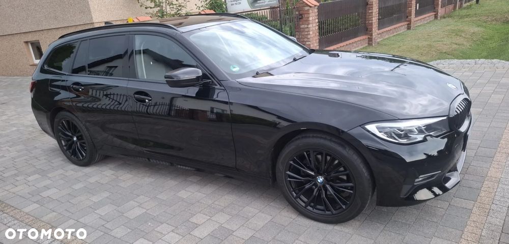 BMW Seria 3 320d xDrive MHEV Sport Line - 2