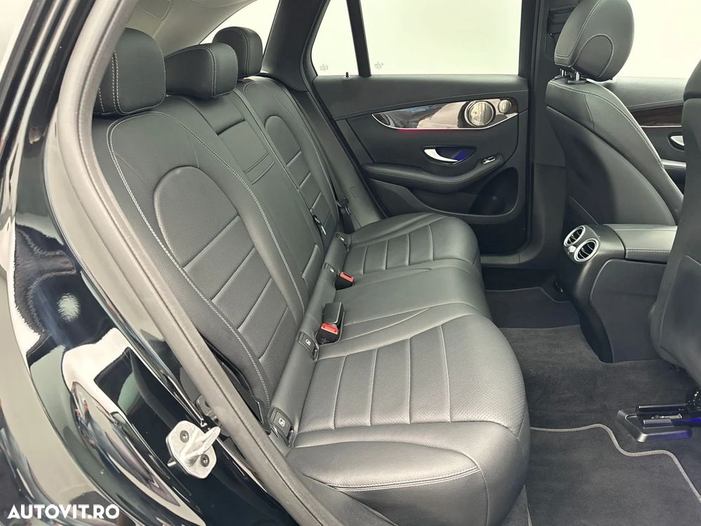 Mercedes-Benz GLC 300 e 4MATIC - 19