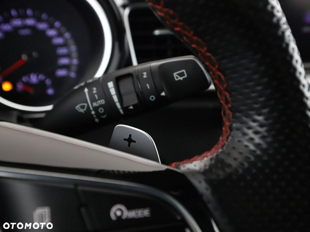 Kia ProCeed 1.6 T-GDI GT DCT - 34