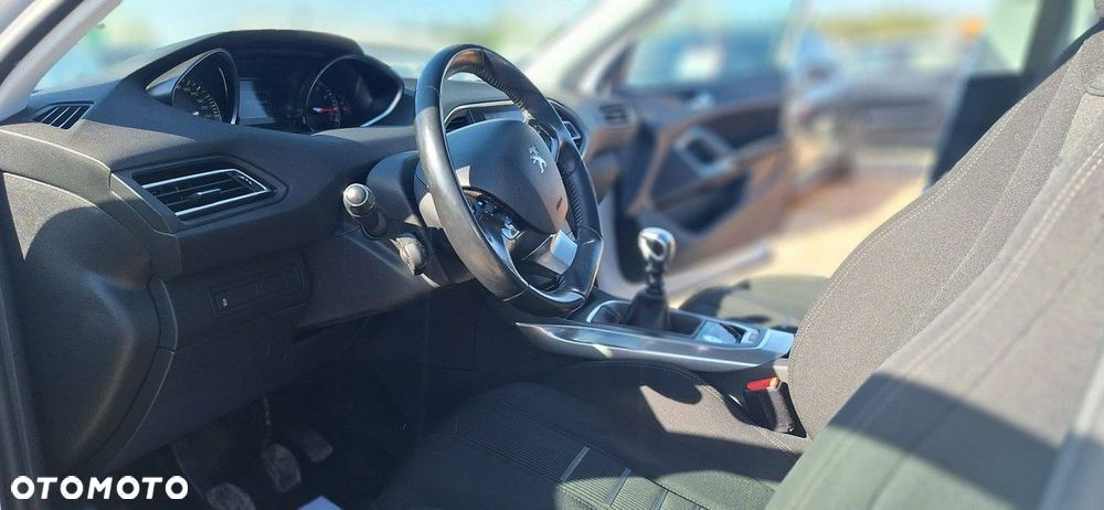 Peugeot 308 - 9