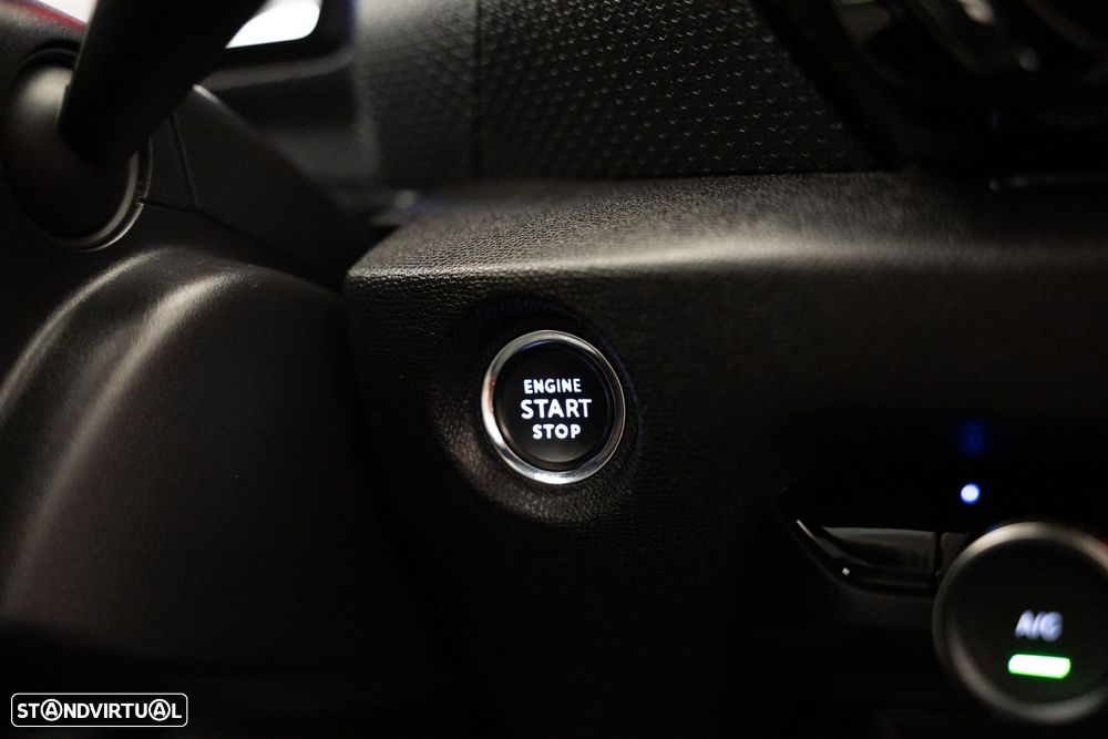 Citroën C4 1.2 PureTech Shine - 18