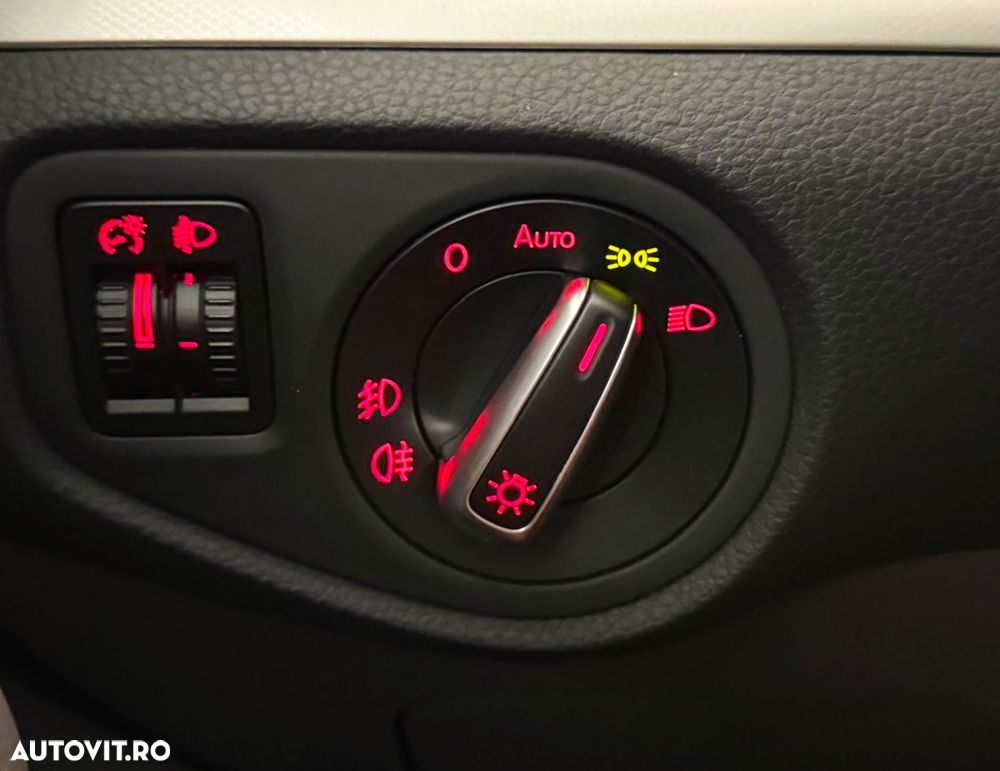 Seat Alhambra 2.0 TDI Ecomotive DSG Style Viva - 23