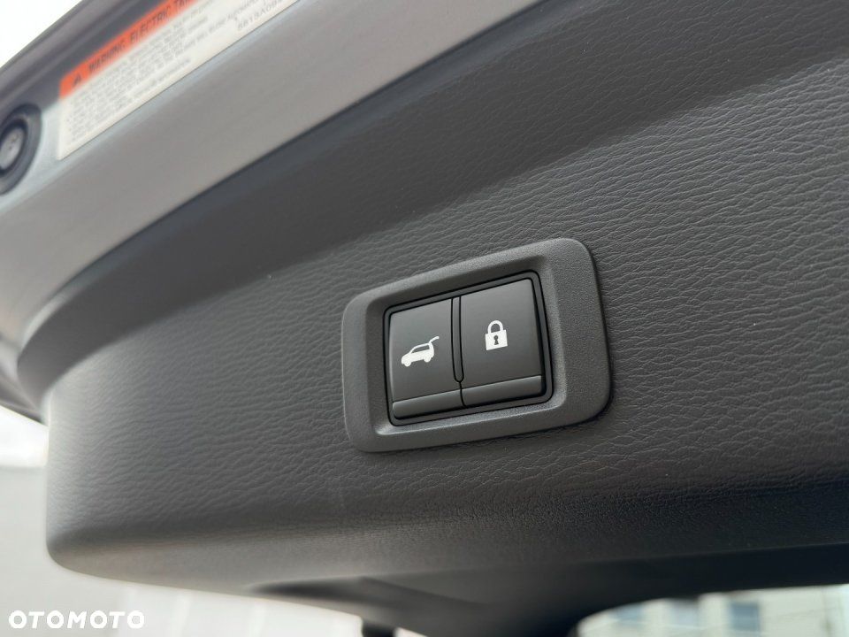 Mitsubishi Outlander - 7