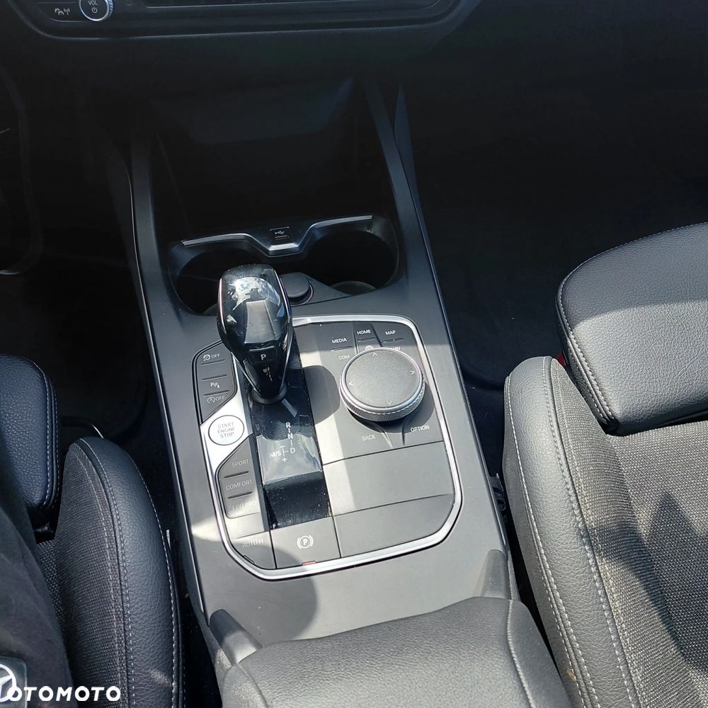 BMW Seria 1 118i - 14