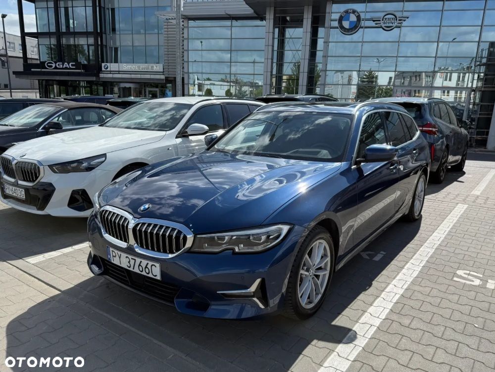 BMW Seria 3 320d xDrive Luxury Line - 1