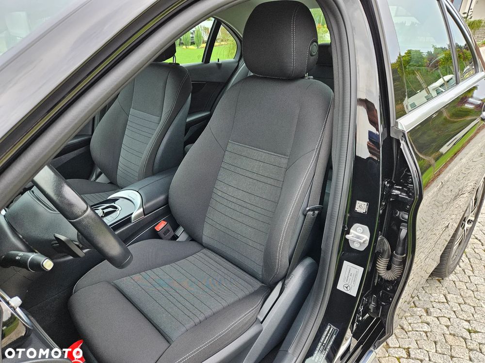 Mercedes-Benz Klasa C 160 Business Edition 9G-TRONIC - 11