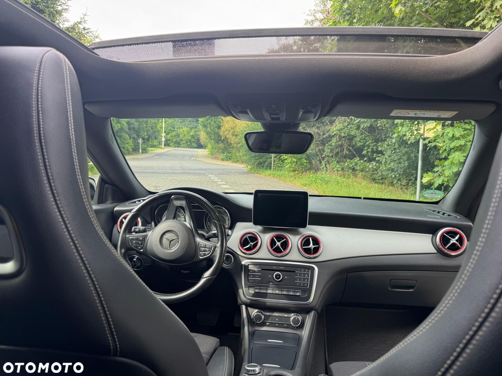 Mercedes-Benz CLA Shooting Brake 220 d 4Matic 7G-DCT - 20