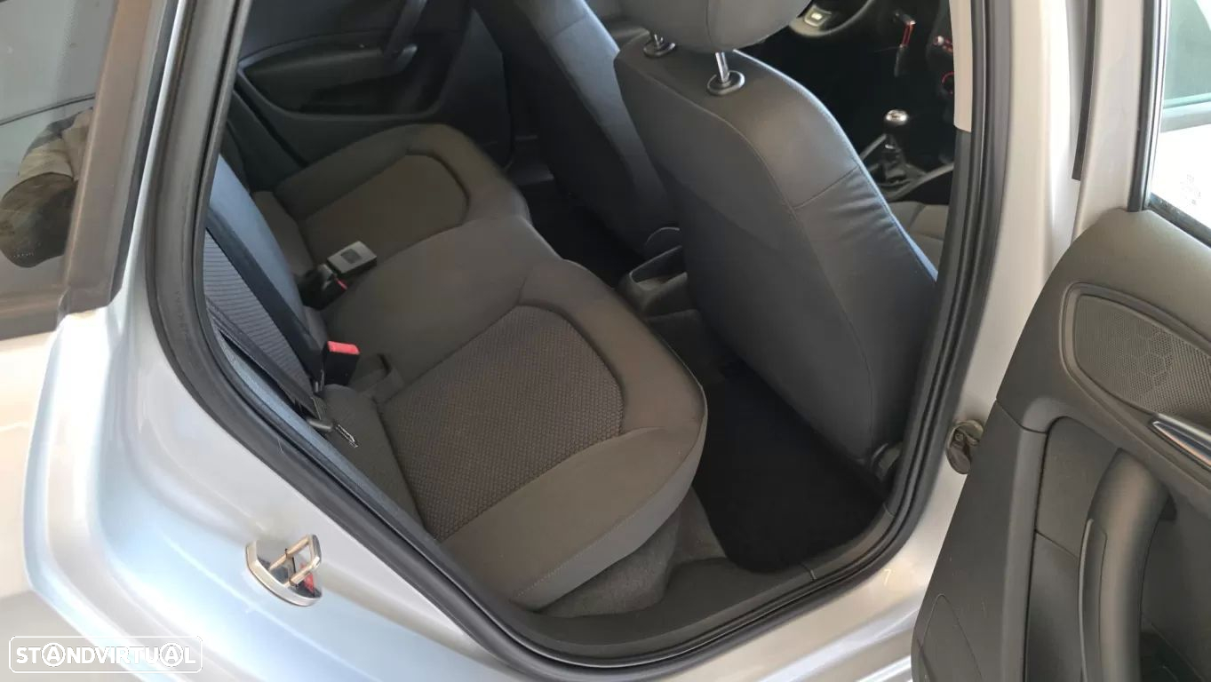 Audi A1 Sportback 1.6 TDI S-line - 38