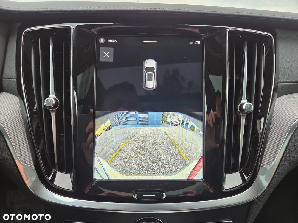 Volvo V60 B4 B DKG Ultra Dark - 17