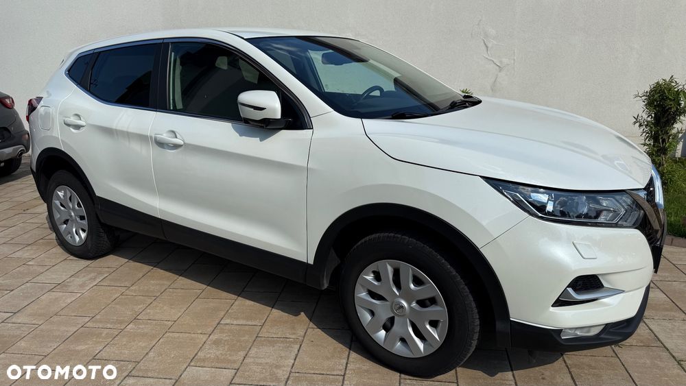 Nissan Qashqai 1.3 DIG-T N-Connecta - 2