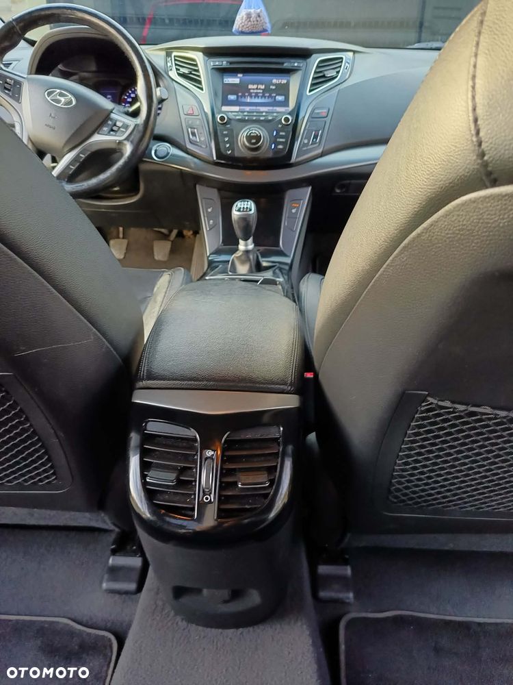 Hyundai i40 - 13