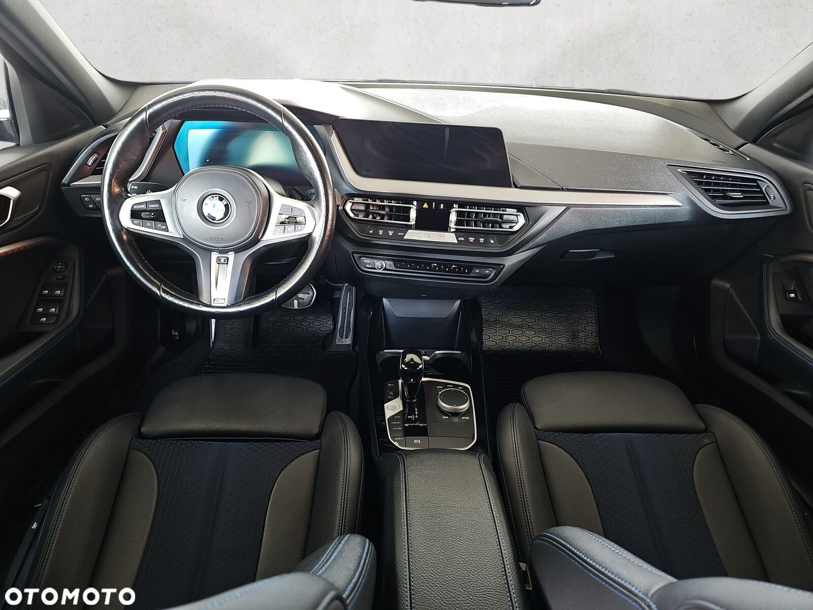 BMW Seria 1 - 25