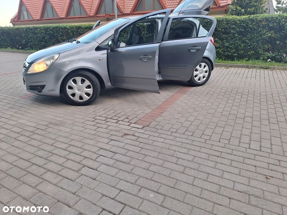 Opel Corsa 1.2 16V Cosmo - 11