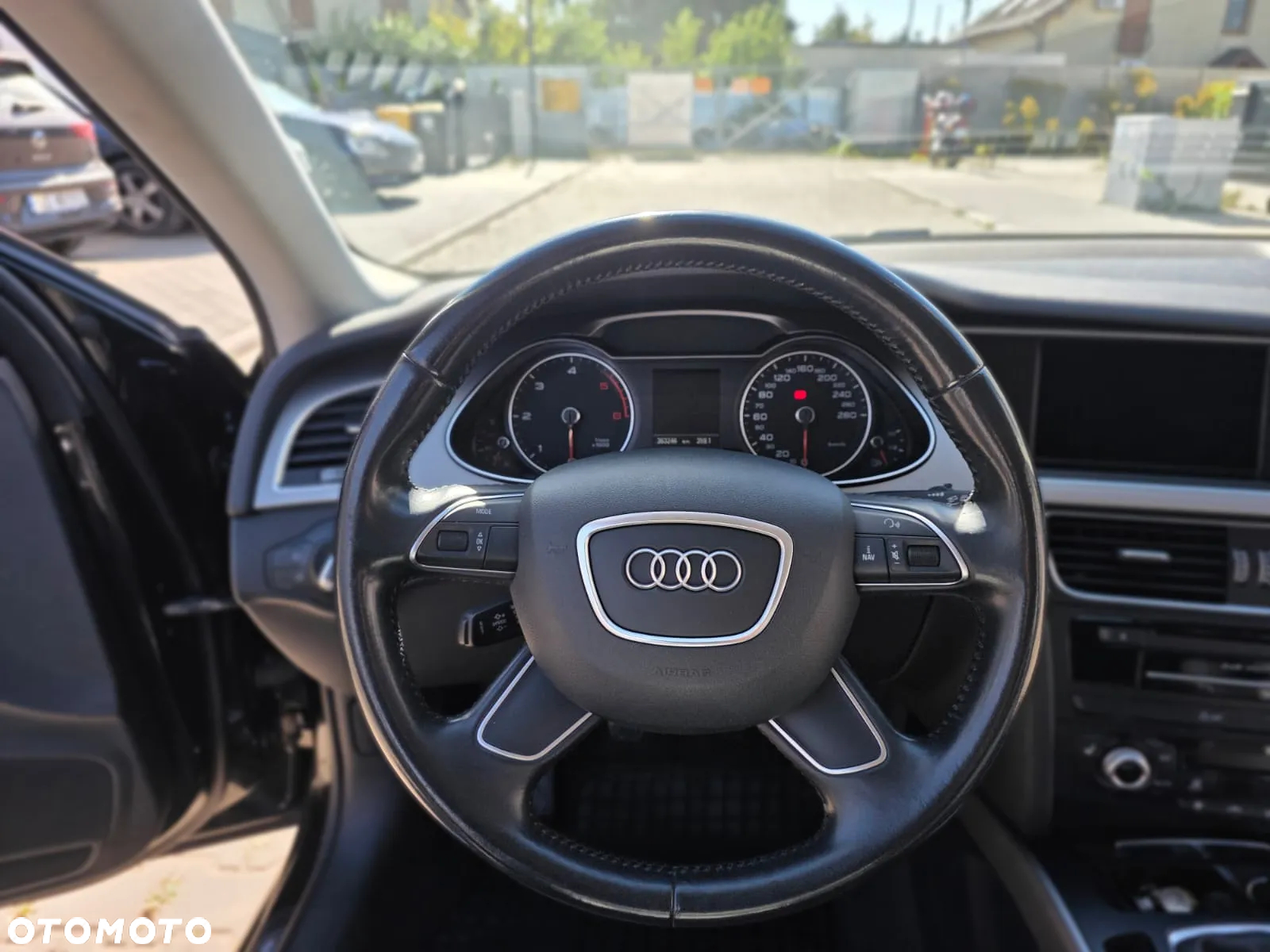 Audi A4 Avant 2.0 TDI clean diesel - 11