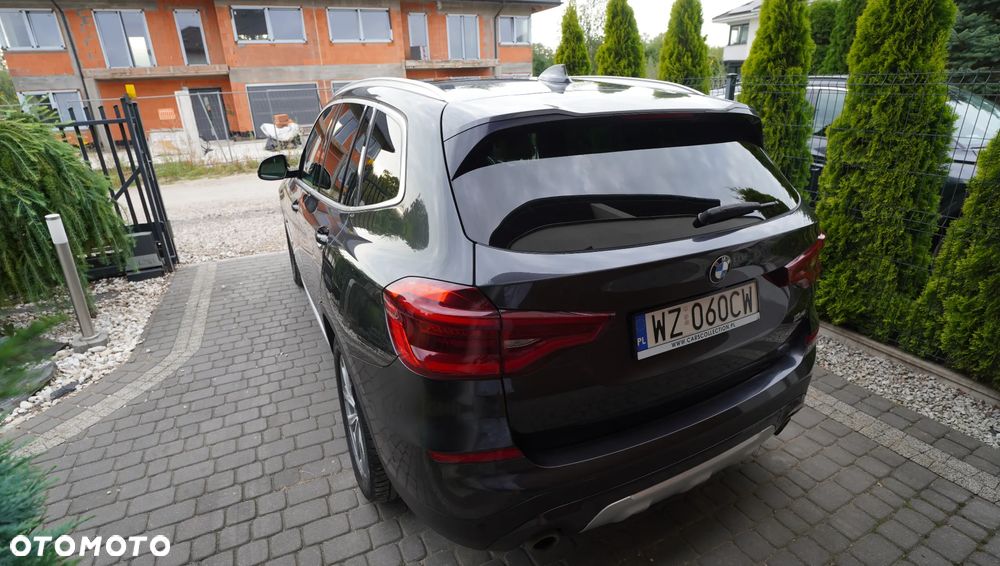 BMW X3 xDrive30i Luxury Line - 6