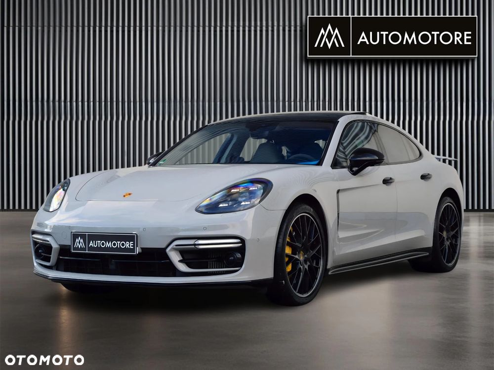 Porsche Panamera Turbo - 6