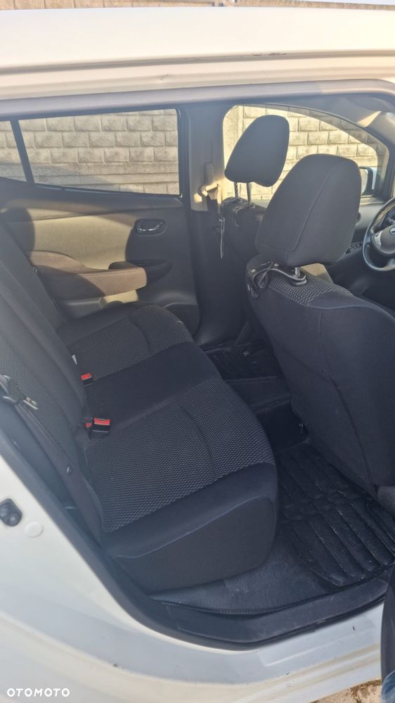 Nissan Leaf 30kWh Acenta - 17