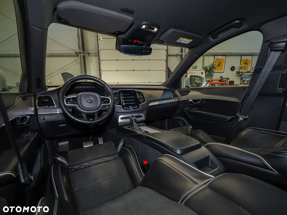 Volvo XC 90 D5 SCR AWD R-Design 7os - 15