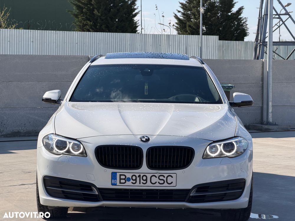 BMW Seria 5 525d xDrive Aut. Luxury Line - 29