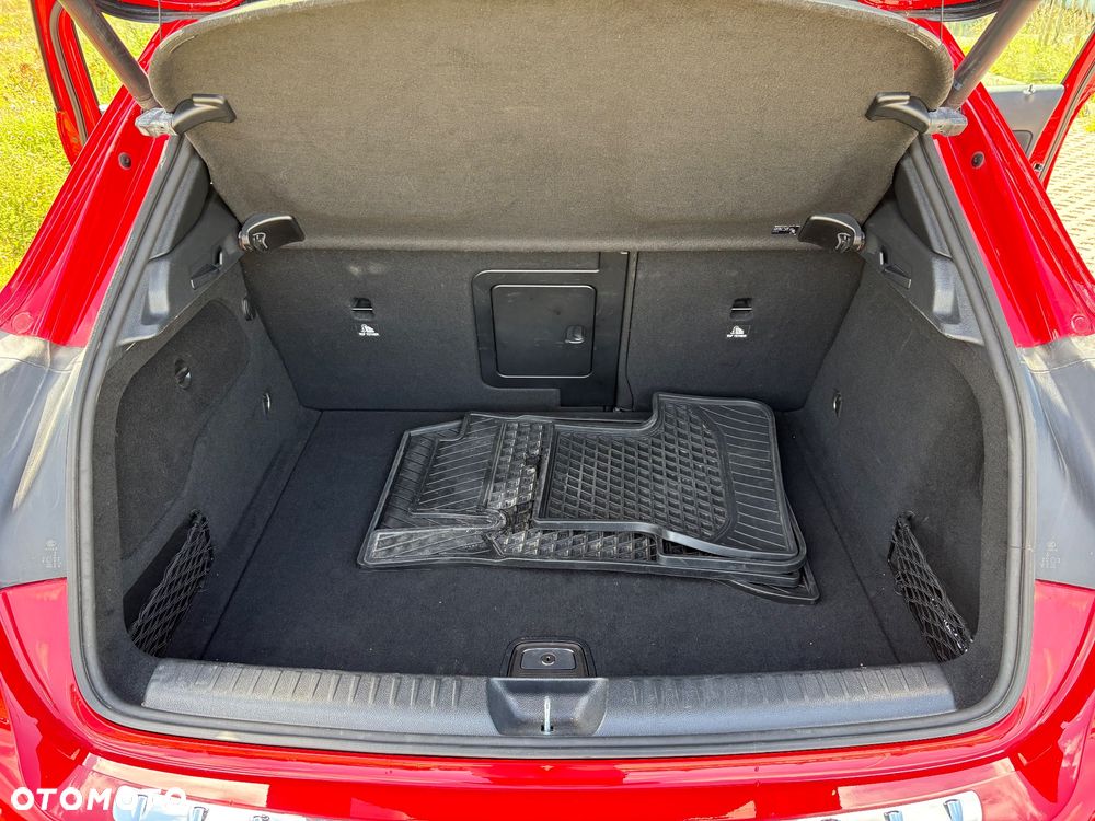 Mercedes-Benz GLA 200 7G-DCT AMG Line - 16