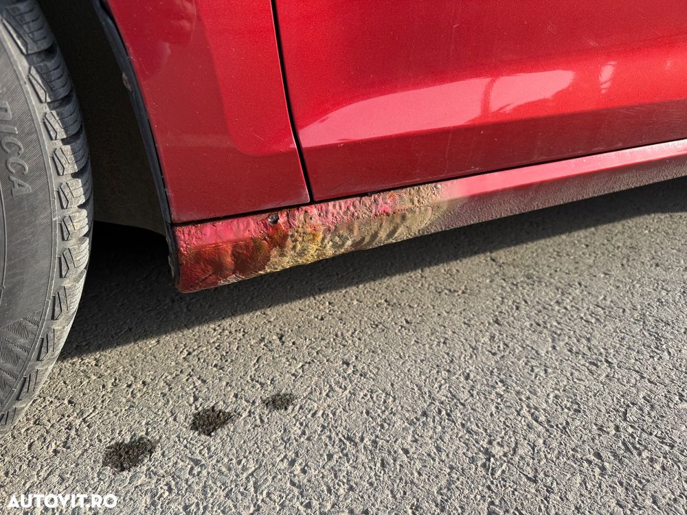 Volkswagen Golf 2.0 TDI (BlueMotion Technology) DSG Highline - 17