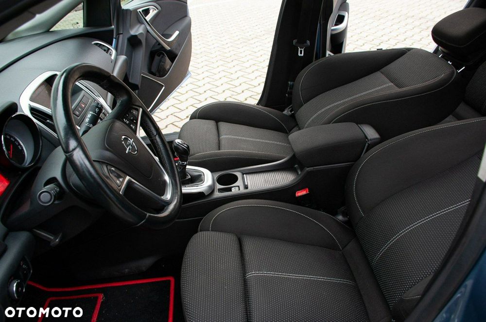 Opel Astra - 38
