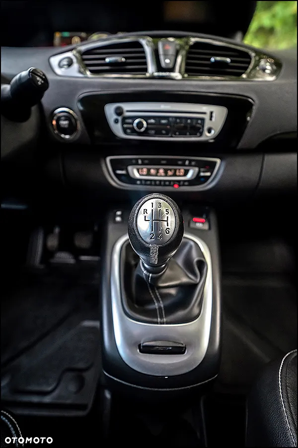 Renault Scenic - 27