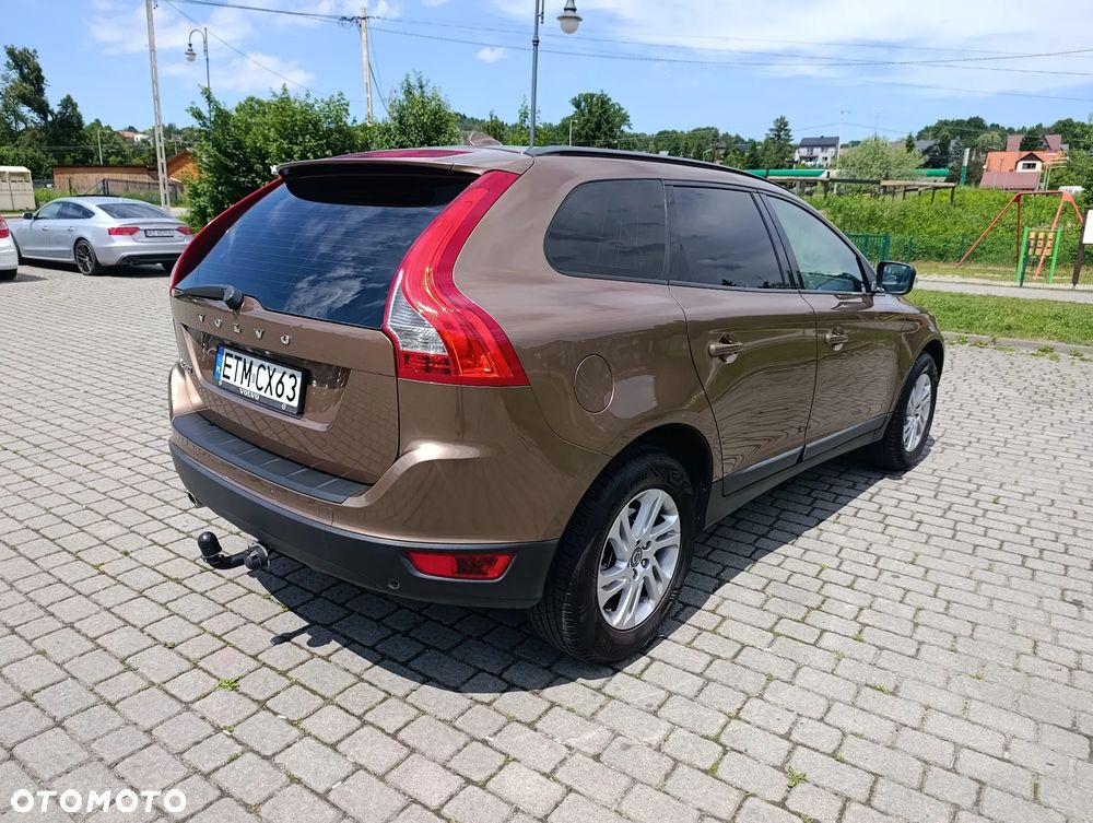 Volvo XC 60 2.4D Momentum - 7