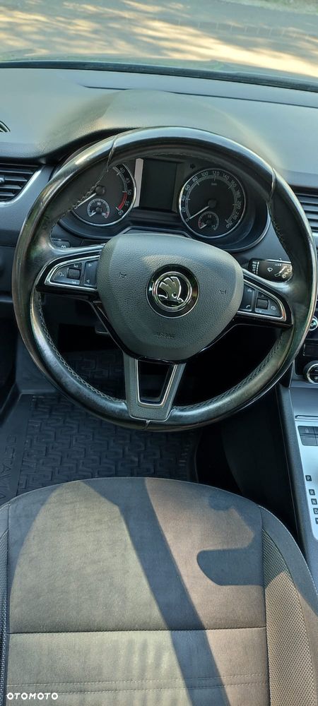 Skoda Octavia 1.6 TDI Ambition DSG - 5