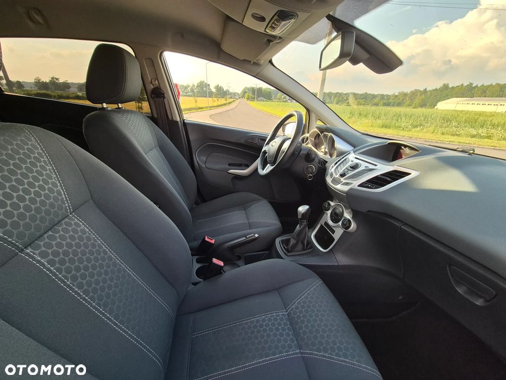 Ford Fiesta 1.25 Titanium - 20