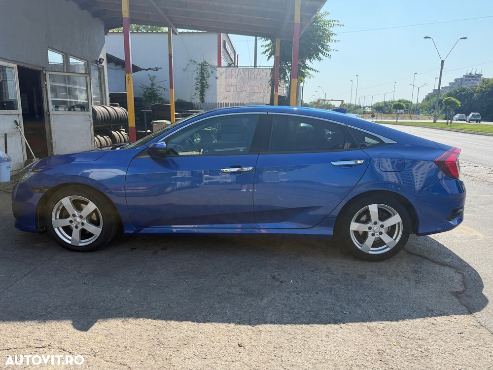 Honda Civic 1.5 VTEC Turbo CVT Executive - 3