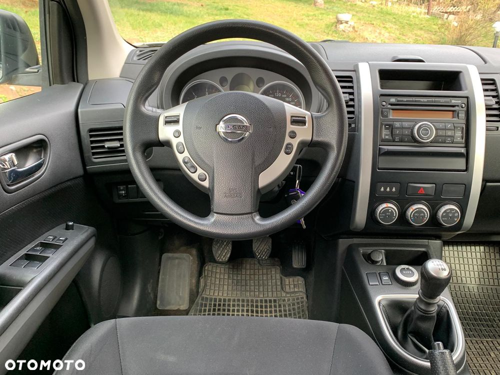 Nissan X-Trail 2.0 dCi 4x4 DPF LE - 11