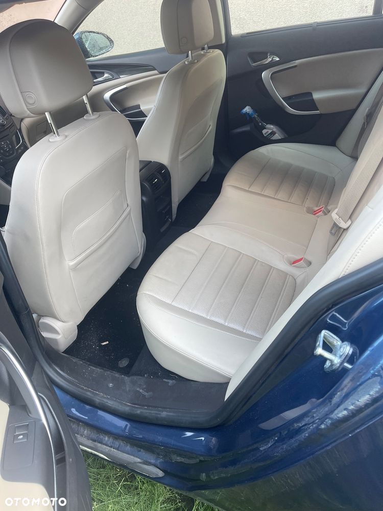 Opel Insignia - 12