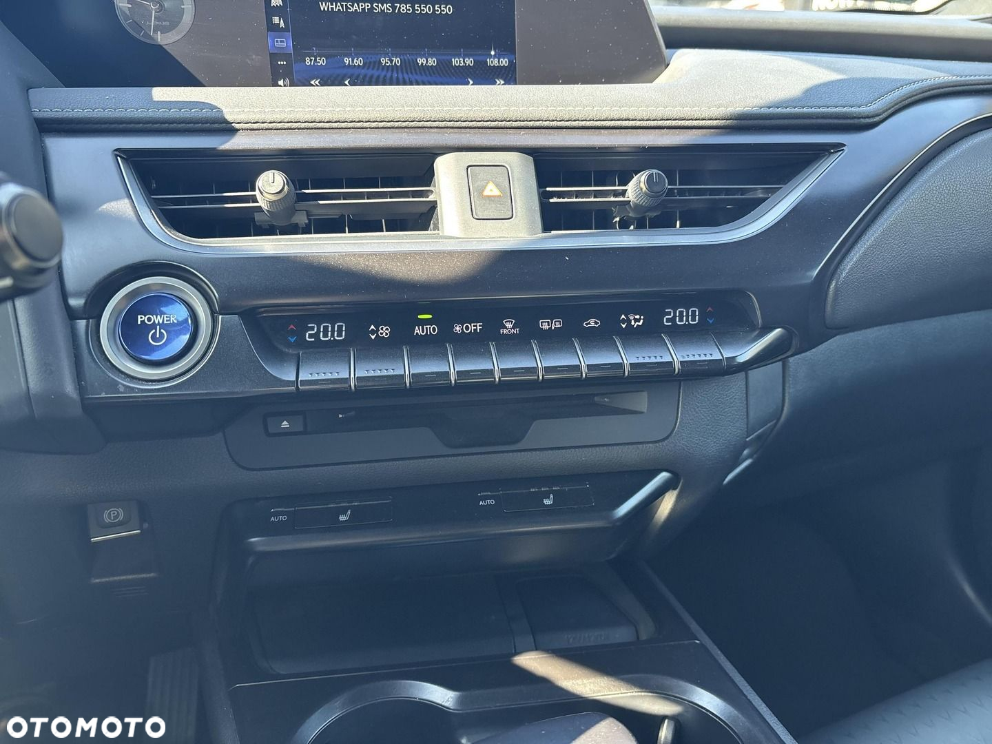 Lexus UX 250h GPF F Impression 2WD - 12